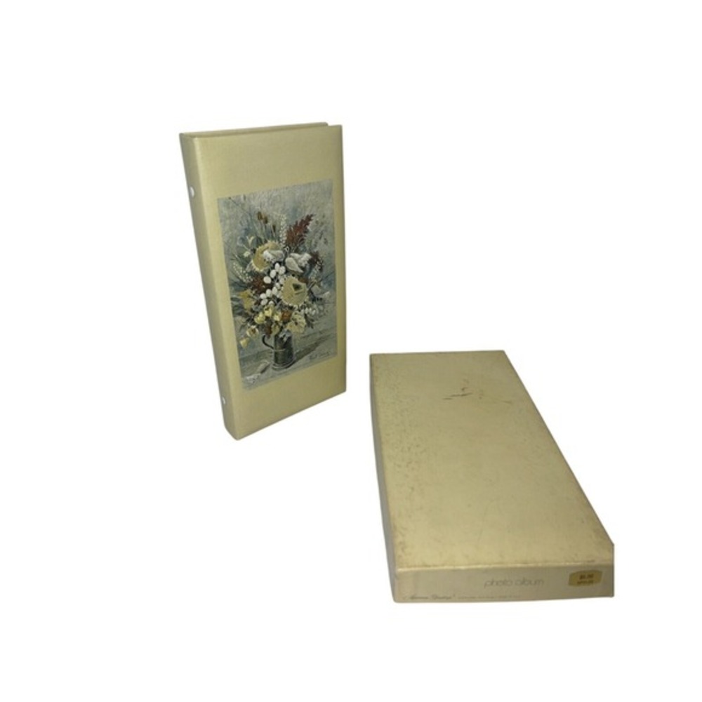 Vintage American Greetings‎  Floral Photo Album 1975 Holds 72 prints Made in USA